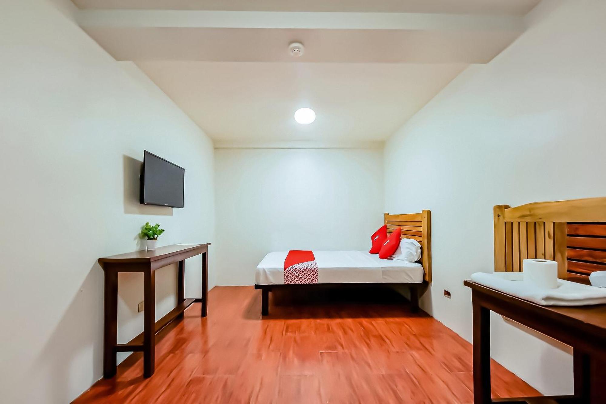 Hotel Cote D' Azure Las Piñas Zewnętrze zdjęcie